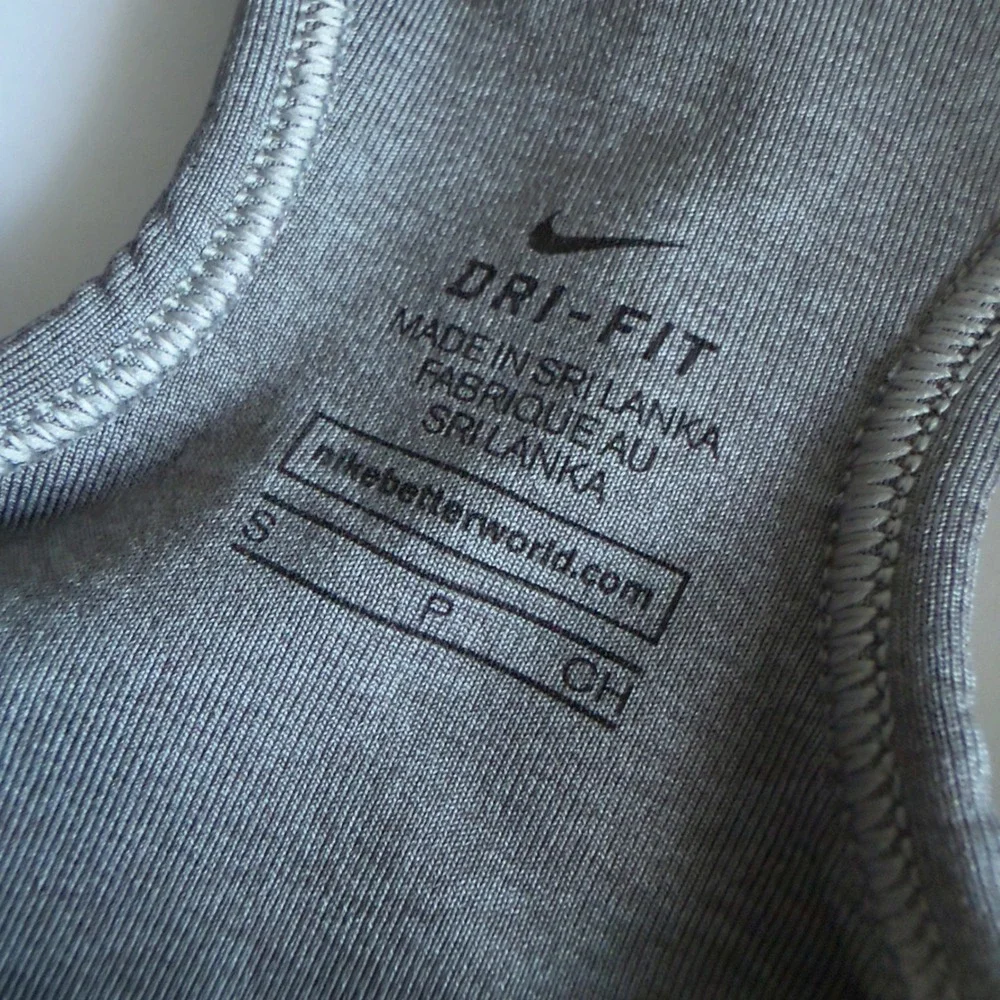 Nike Dri-FIT Racerback Sports Bra Womens Small Gray Black Athletic Gorpcore